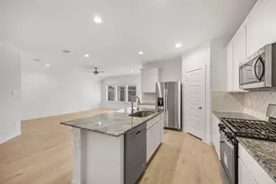 2732 Misty Elm Ln, Rosenberg, TX 77469 - Photo 10