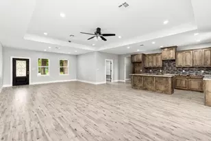 24 County Rd 2293, Cleveland, TX 77327 - Photo 8