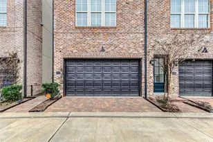 2722 Dolce Oaks Dr, Houston, TX 77007 - Photo 1