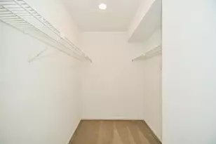 3150 Walnut Bend Ln, Houston, TX 77042 - Photo 24