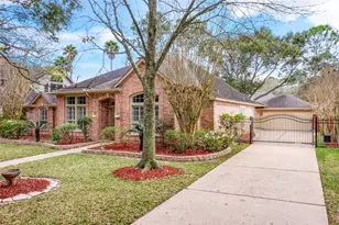 4011 W Pine Brook Way, Houston, TX 77059 - Photo 2