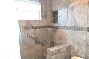9811 Rocky Hollow Rd, La Porte, TX 77571 - Photo 10