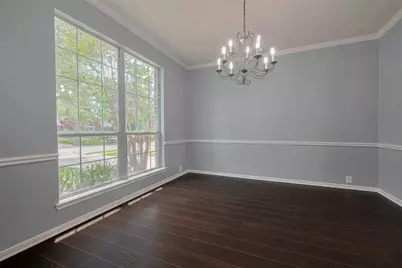 9205 Sunridge Court, Pearland, TX 77584 - Photo 8