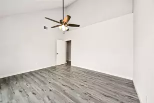 13114 Ensley Wood Dr, Houston, TX 77082 - Photo 14