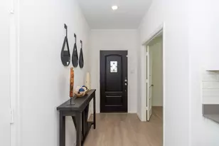 9919 Summer Peony Ct, Baytown, TX 77521 - Photo 4