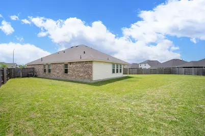 9919 Summer Peony Court, Baytown, TX 77521 - Photo 32
