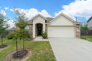 9919 Summer Peony Ct, Baytown, TX 77521 - Photo 2