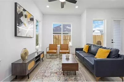1805 Emir Street #L, Houston, TX 77009 - Photo 2