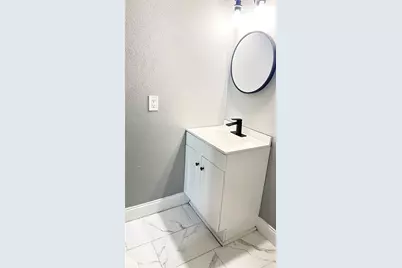7418 Thurow Street, Houston, TX 77087 - Photo 10