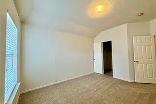 7426 Maple Run Dr, Sugar Land, TX 77479 - Photo 18