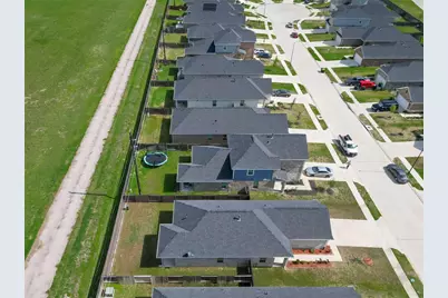 7446 French Quarter Court, Fulshear, TX 77441 - Photo 32
