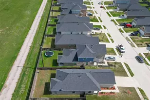 7446 French Quarter Ct, Fulshear, TX 77441 - Photo 32