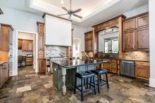 22911 Barrister Creek Dr, Tomball, TX 77377 - Photo 18