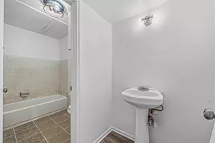 12054 Beechnut St, Houston, TX 77072 - Photo 12