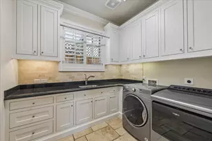 3714 Piping Rock Ln, Houston, TX 77027 - Photo 18