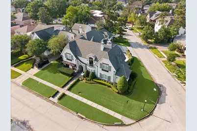 3714 Piping Rock Lane, Houston, TX 77027 - Photo 2