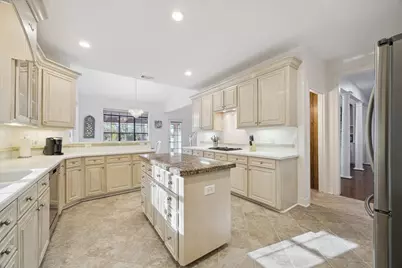 2410 Sawgrass Court, League City, TX 77573 - Photo 22