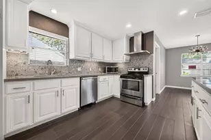 11406 High Star Dr, Houston, TX 77072 - Photo 16
