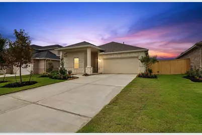 7930 Jade Crest Drive, Angleton, TX 77515 - Photo 2