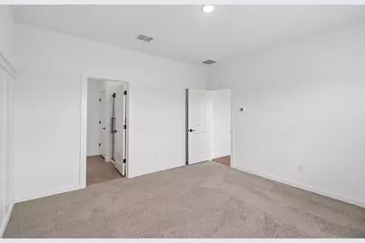 7930 Jade Crest Drive, Angleton, TX 77515 - Photo 14
