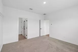 7930 Jade Crst Dr, Angleton, TX 77515 - Photo 14