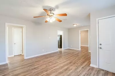 10201 Homestead Road, Houston, TX 77016 - Photo 1