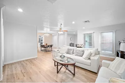 6114 Rollingbrook Drive, Houston, TX 77096 - Photo 10