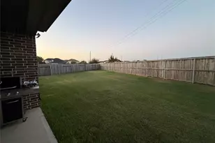 4638 Valley Rill Rd, Katy, TX 77449 - Photo 8
