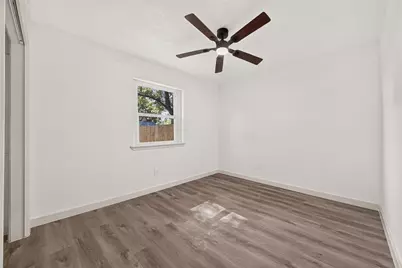13722 New Village Lane, Sugar Land, TX 77498 - Photo 14