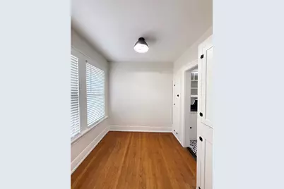 1126 Berthea Street #16, Houston, TX 77006 - Photo 6