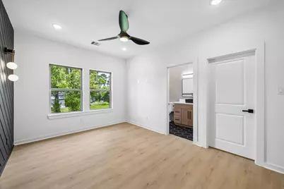 8129 Safebuy Street #B, Houston, TX 77028 - Photo 4