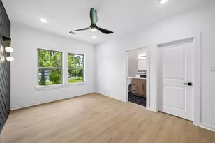 8129 Safebuy St, Houston, TX 77028 - Photo 4