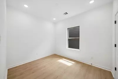 8129 Safebuy Street #B, Houston, TX 77028 - Photo 8