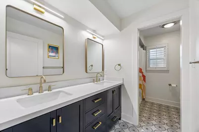 10734 Bordley Drive, Houston, TX 77042 - Photo 12