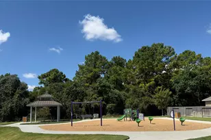 13403 Tacoma Oaks Ln, Houston, TX 77014 - Photo 12