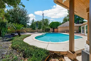 619 Flaghoist Ln, Houston, TX 77079 - Photo 46
