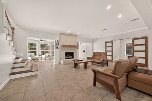 619 Flaghoist Ln, Houston, TX 77079 - Photo 6