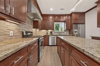 619 Flaghoist Lane, Houston, TX 77079 - Photo 20