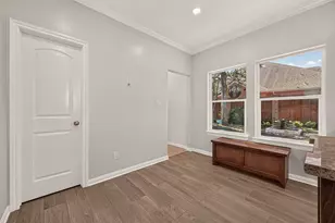 619 Flaghoist Ln, Houston, TX 77079 - Photo 16