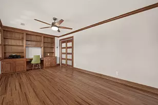 619 Flaghoist Ln, Houston, TX 77079 - Photo 34