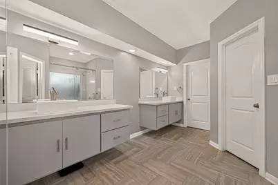 619 Flaghoist Lane, Houston, TX 77079 - Photo 44