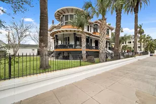 511 17th St, Galveston, TX 77550 - Photo 2