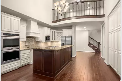9026 Centennial Drive, Conroe, TX 77384 - Photo 6