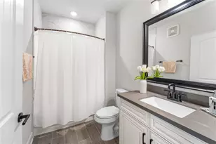 6804 Westview Dr, Houston, TX 77055 - Photo 20