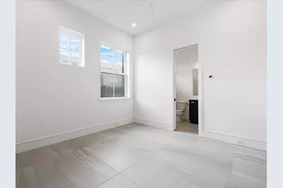 802 Detering Street, Houston, TX 77007 - Photo 10