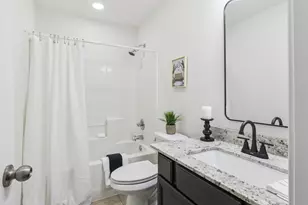 417 Decoster Blvd, Alvin, TX 77511 - Photo 18