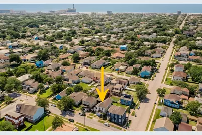 3223 Avenue M #B, Galveston, TX 77550 - Photo 10