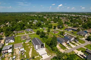 8321 Observatory St, Houston, TX 77088 - Photo 34