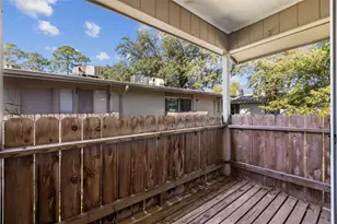 909 Silber Rd, Houston, TX 77024 - Photo 26