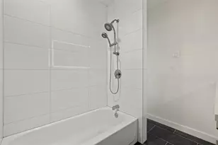 909 Silber Rd, Houston, TX 77024 - Photo 16